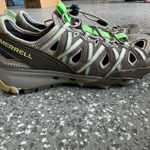 Merrell Water Shoes Size 10